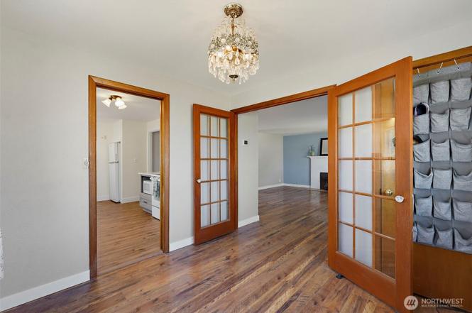 French doors to breakfast nook