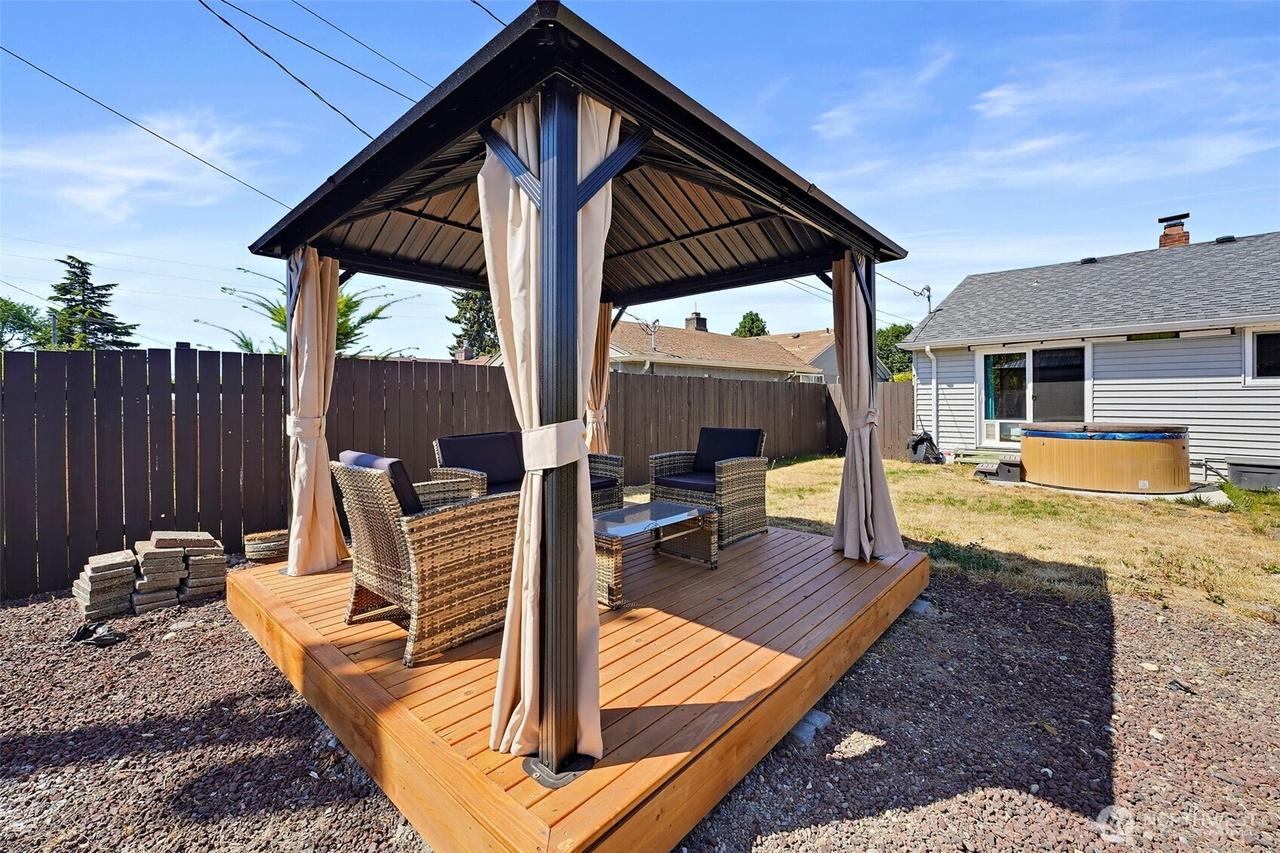 New gazebo